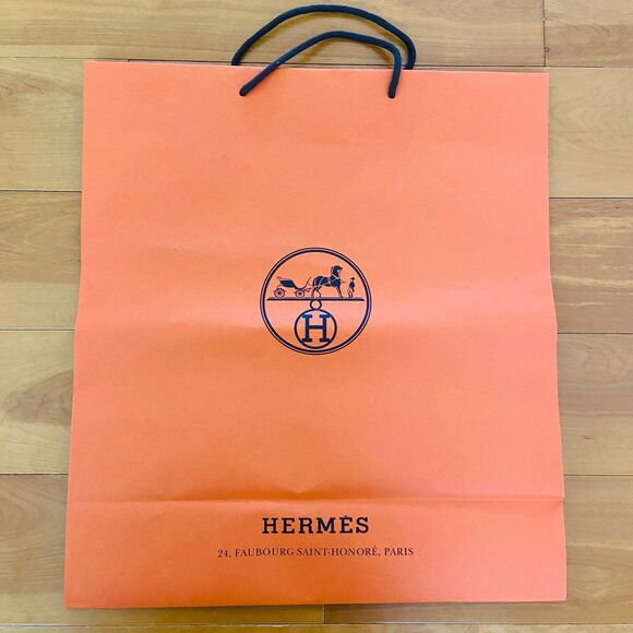 Hermes Paper Shopping Bag - large (18.5" x 16.5" x 6.75") [H] - Picture 2 of 5